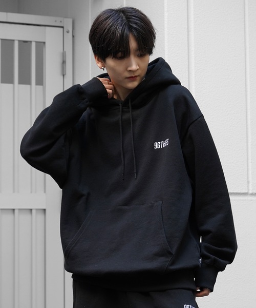 96thes】韓国ストリート ビッグシルエット ワンポイントロゴ刺繍