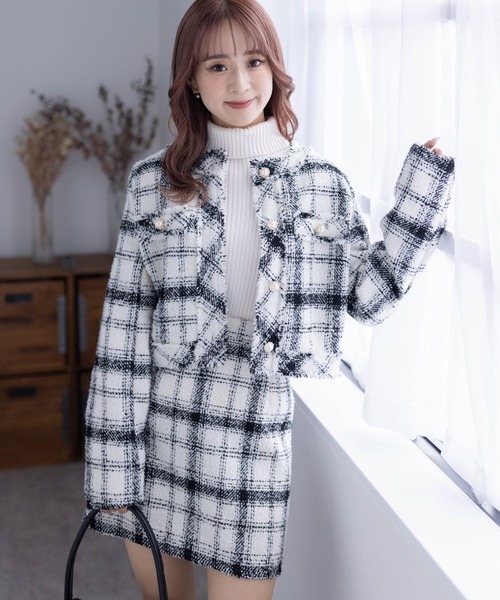 clear（クリア）の「×チェック柄ツイードノーカラージャケット