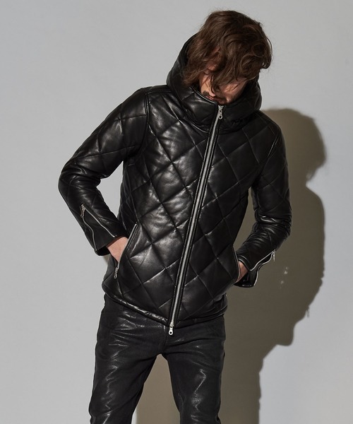 NO ID.（ノーアイディ）の「レザーキルティングフーデッドBLZ（ダウン