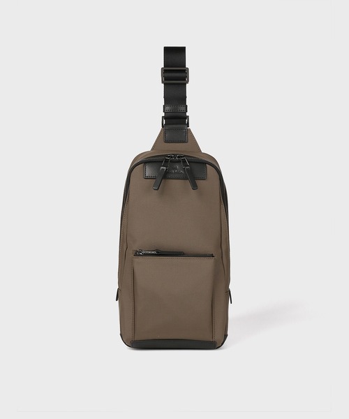 Paul Smith（ポールスミス）の「ストライプインセット ボディバッグ