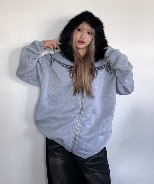 lilful（リルフル）の「Y2K クロスネックレスデザイン ファージップ