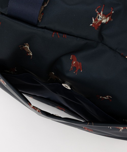 russet（ラシット）の「キャリーバッグに乗せられるトラベルボストン