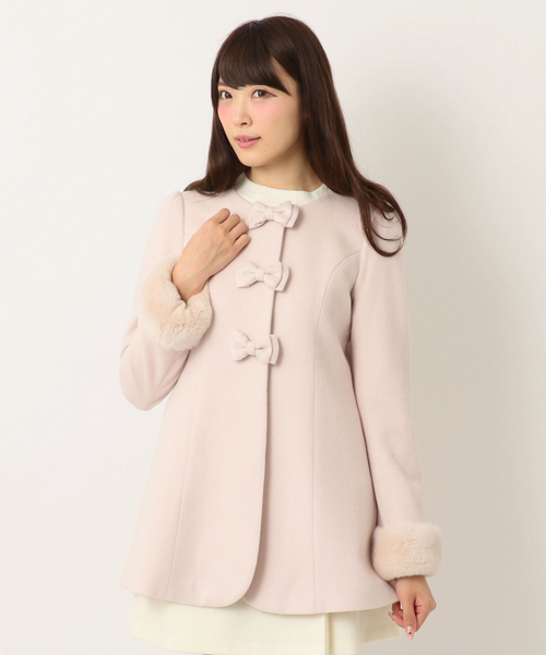 LODISPOTTO（ロディスポット）の「愛されfeminineノーカラー