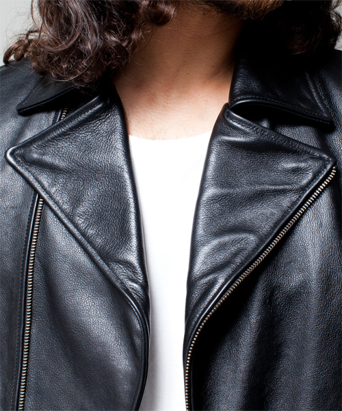 NANO universe（ナノユニバース）の「COWLEATHER ダブルライダース