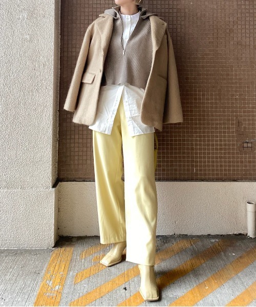 Ameri（アメリ）の「ZIP UP HOODIE SHORT KNIT（ニット/セーター