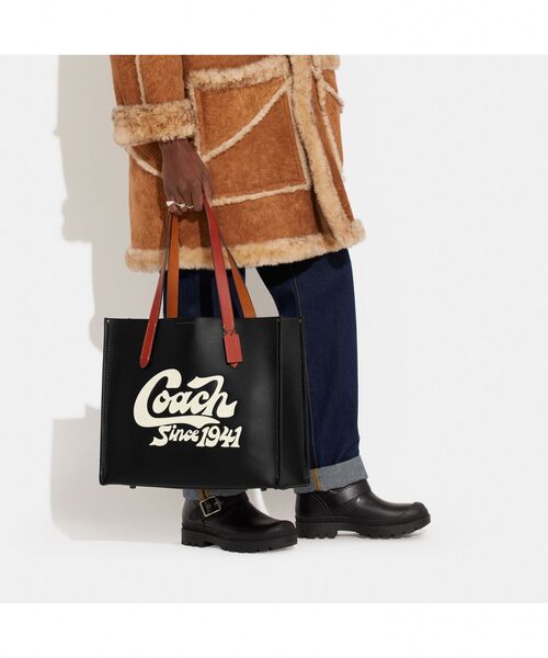 COACH（コーチ）の「リレー トート・コーチ グラフィック（トート