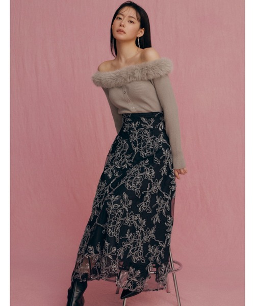 SNIDEL（スナイデル）の「ラメエンブロイダリースカート（スカート