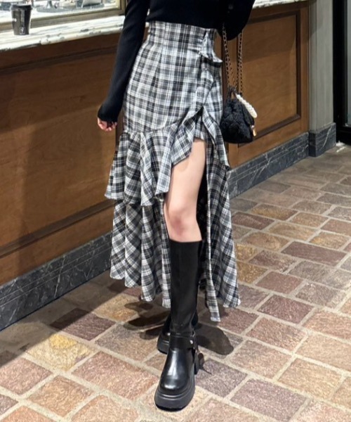 rienda（リエンダ）の「チェックフリルスリットスコートショートパンツ