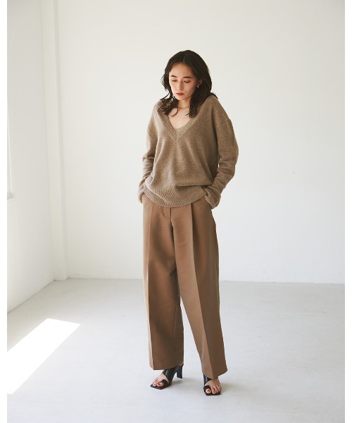 TODAYFUL（トゥデイフル）の「Vネックカシミヤニット（ニット/セーター