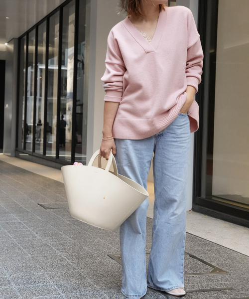 Deuxieme Classe（ドゥーズィエムクラス）の「*OLBIA Vネック プル