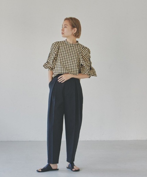 TODAYFUL（トゥデイフル）の「オープンショルダージャガードブラウス