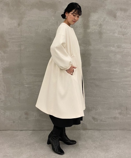 BEARDSLEY（ビアズリー）の「バルーン袖コート（ノーカラーコート