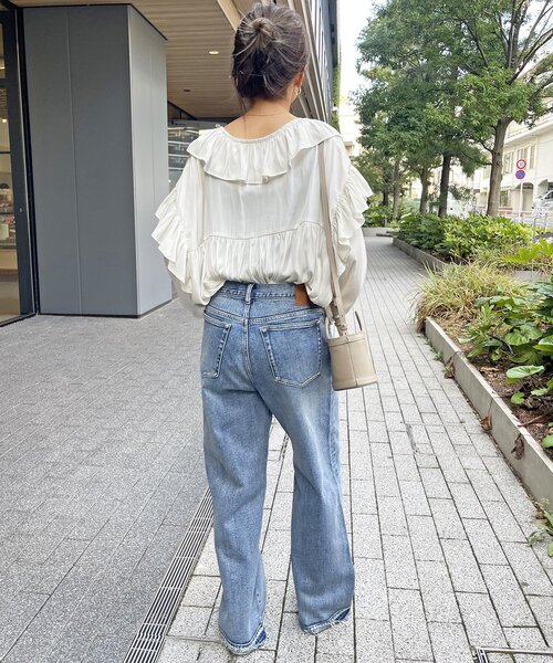 Spick & Span（スピックアンドスパン）の「フリルVネックブラウス