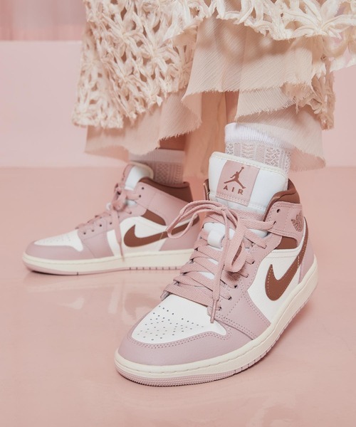 セール】エア ジョーダン 1 MID ウィメンズシューズ / Air Jordan 1