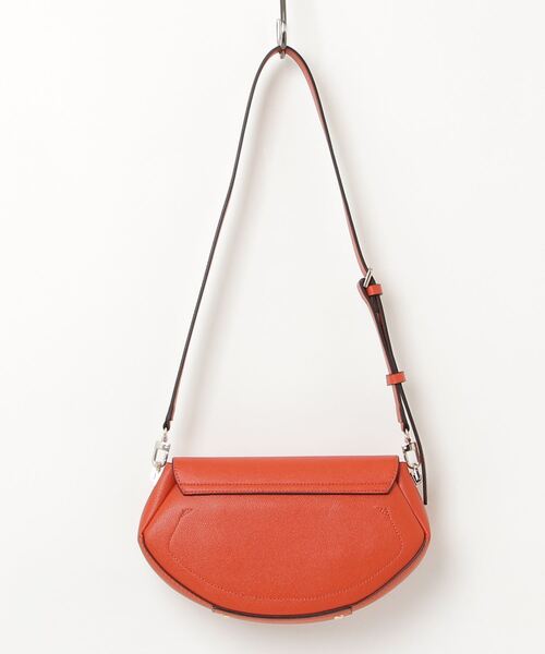 AMORETTE Flap Crossbody クロスボディバッグ | GUESS(ゲス) JAPAN