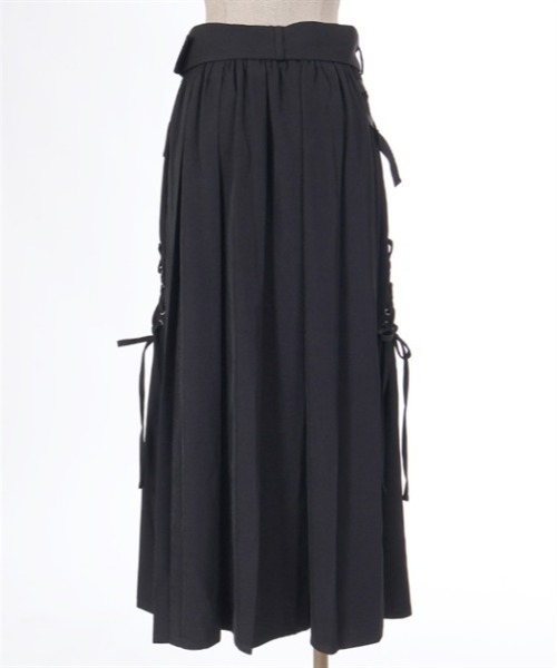 axes femme POETIQUE（アクシーズファムポエティック）の「ミリタリー