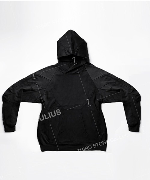 JULIUS（ユリウス）の「JULIUS/ユリウス/COATING COTTON SWEAT/837CUM1