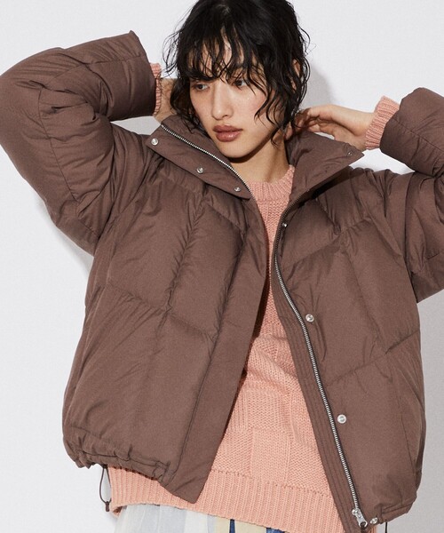 FIRST DOWN（ファーストダウン）の「FIRST DOWN × Firsthand