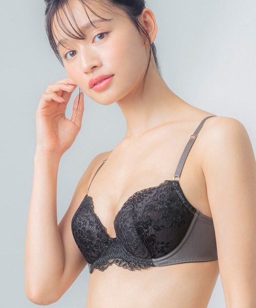 ナチュラルアップブラ」（ブラジャー）｜Wing（ウイング）の