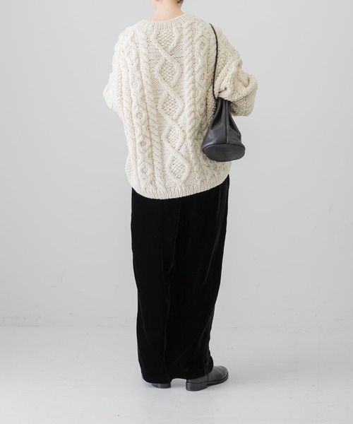 かぐれ（カグレ）の「ペルーアランクルーネックニット（ニット