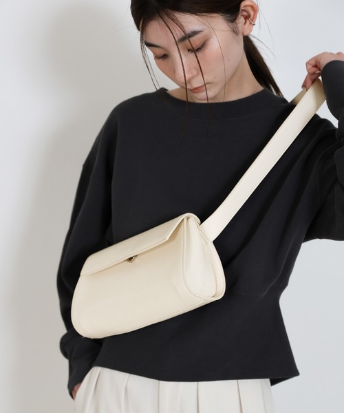 セール】お気に入り3万件突破!ベルトショルダー横長バッグ（ショルダー