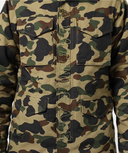 A BATHING APE（アベイシングエイプ）の「1ST CAMO DUCK WIDE LONG