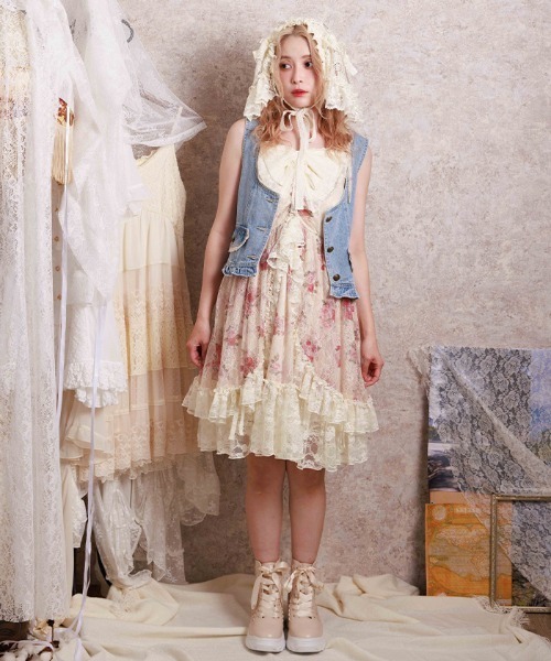 axes femme（アクシーズファム）の「ブーケレースキャミチュニック