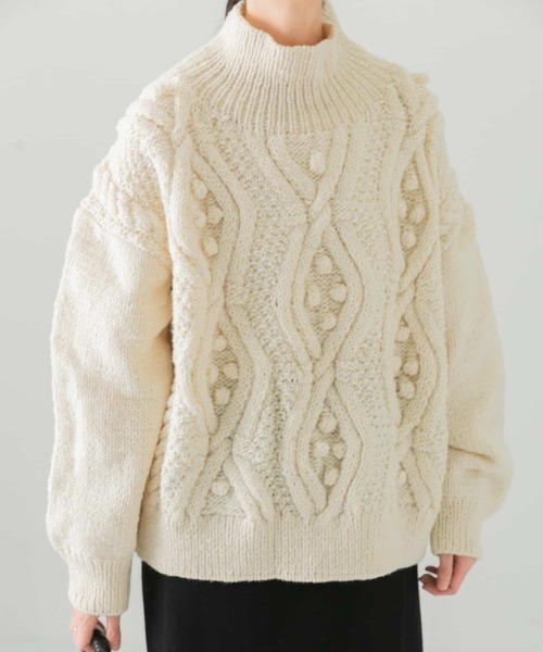 かぐれ（カグレ）の「柄編みタートルネックプルオーバー（ニット