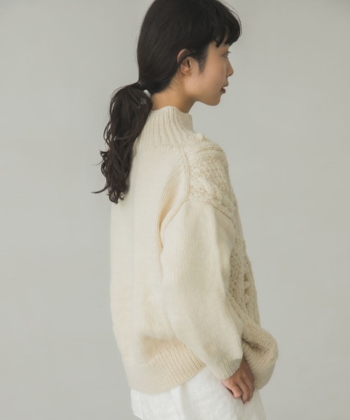 かぐれ（カグレ）の「柄編みタートルネックプルオーバー（ニット