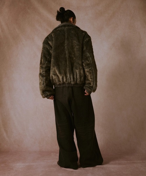Camphor wood（カンファーウッド）の「leather/fur faux reversible