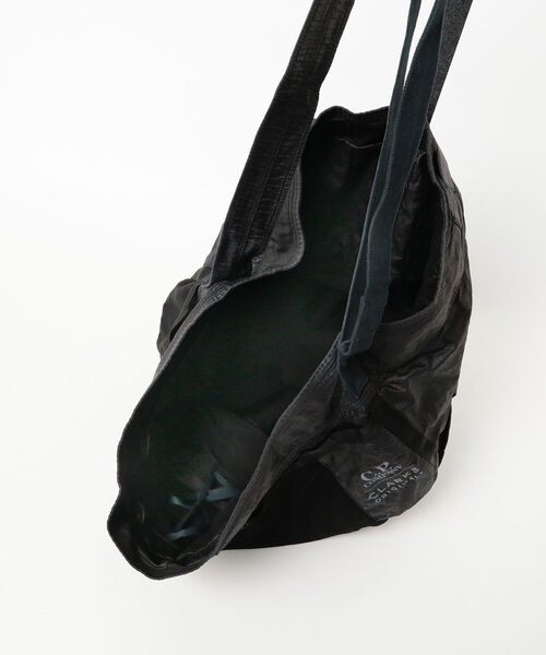 C.P. COMPANY（シーピーカンパニー）の「C.P. Company × Clarks