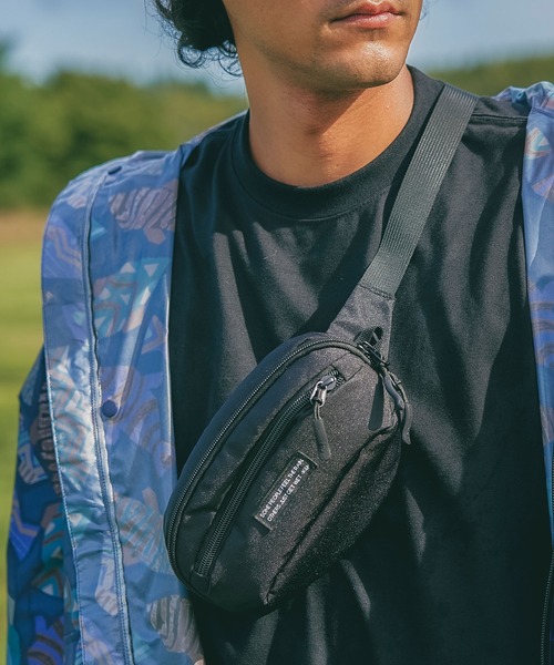 300D ボディバッグ ミニ（ボディバッグ/ウエストポーチ）｜KiU（キウ