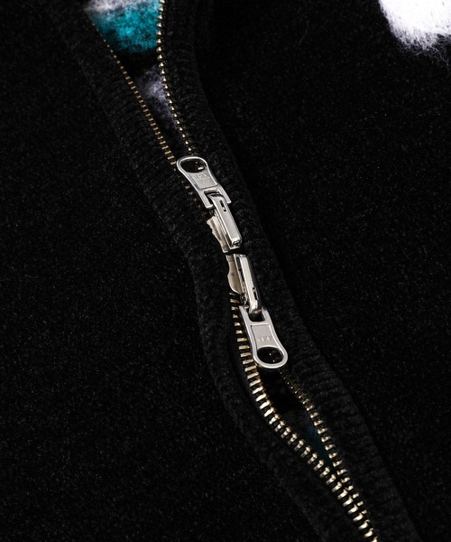 DAIRIKU（ダイリク）の「Needle Punch Reversible Ska Knit