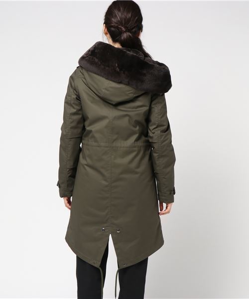 WOOLRICH（ウールリッチ）の「ラビットファーコート W'S LITERARY REX