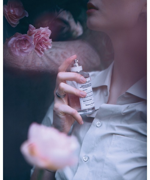 レプリカ オードトワレ アップ アット ドーン（香水）｜Maison