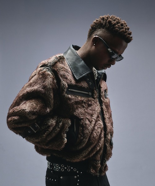 ANDER HUNK（アンダーハンク）の「Switch Design Faux Fur Flight