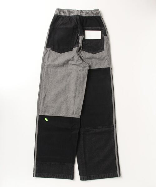 adidas（アディダス）の「KSENIASCHNAIDER パッチワークジーンズ