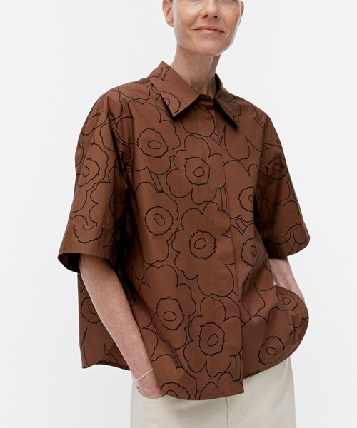 marimekko（マリメッコ）の「Standardi Piirto Unikko / blouse