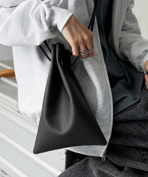 Alfred Alex】synthetic leather drawstring shoulder bag