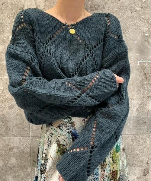 LE CIEL BLEU（ルシェルブルー）の「チャンキーヤーンアイレットニット