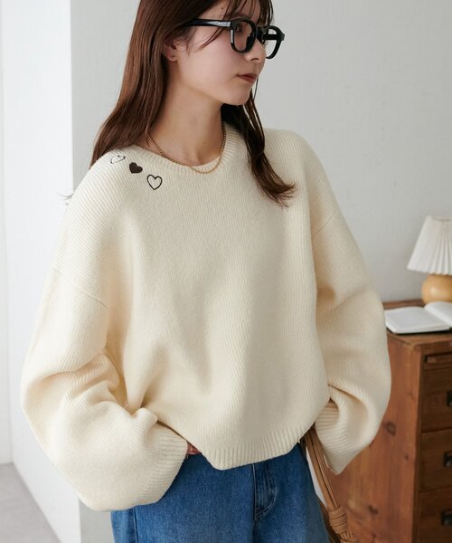 WEB限定】首元ハート刺繍ニット（ニット/セーター）｜DISCOAT（ディス
