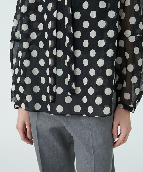 TOMORROWLAND collection（トゥモローランドコレクション）の「コイン