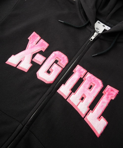 X-girl（エックスガール）の「FAUX FUR LOGO ZIP UP SWEAT HOODIE