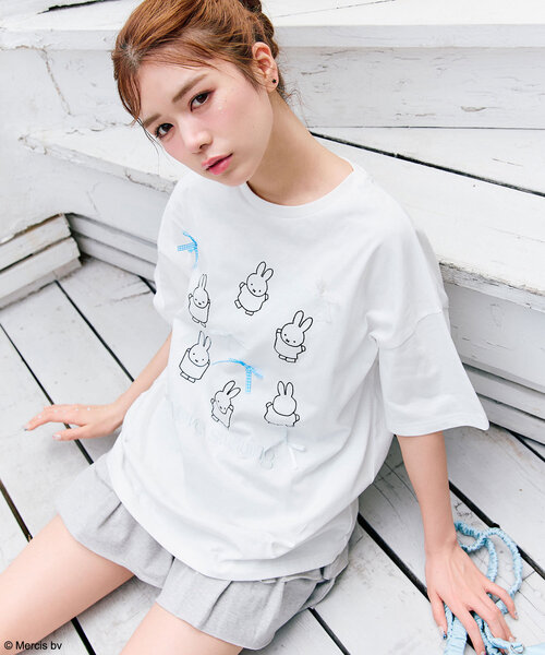 OLIVE des OLIVE（オリーブデオリーブ）の「miffy ribbon Big T（T