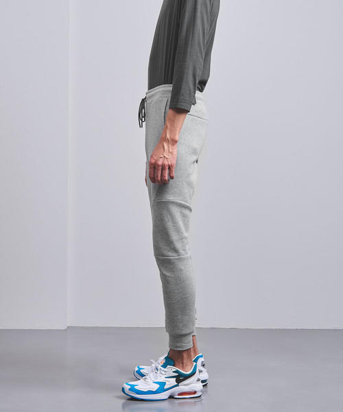 NIKE（ナイキ）の「＜NIKE（ナイキ）＞ ﾃｯｸﾌﾘｰｽ ｼﾞｮｶﾞｰﾊﾟﾝﾂ（その他