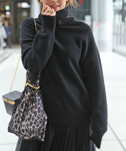 Deuxieme Classe（ドゥーズィエムクラス）の「* latest ミドルゲージ