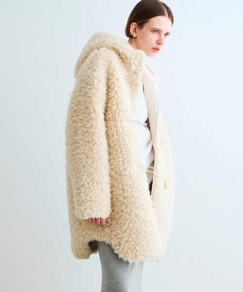 three dots（スリードッツ）の「エコペルファー モンスターダッフル