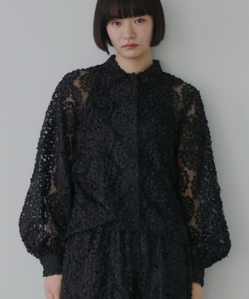 PERNA（ペルナ）の「フラワーフリルレースシャツ（シャツ/ブラウス