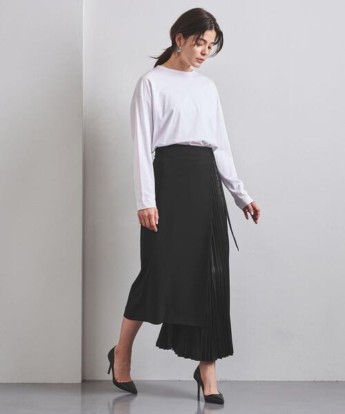 HYKE（ハイク）の「＜HYKE（ハイク）＞アシンメトリー プリーツ