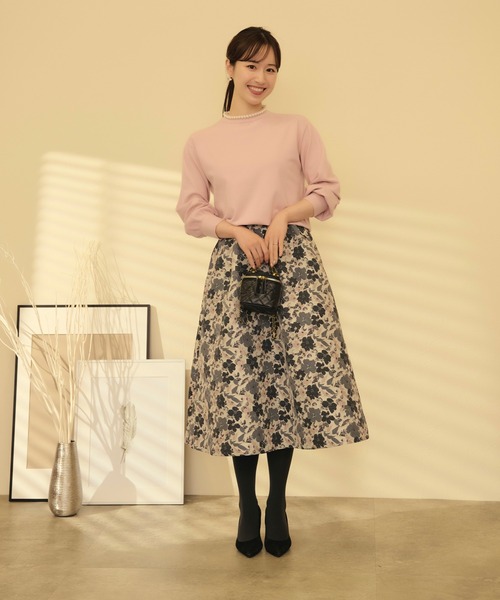 lieulien（リュリアン）の「フラワー ジャガード タック入り フレア